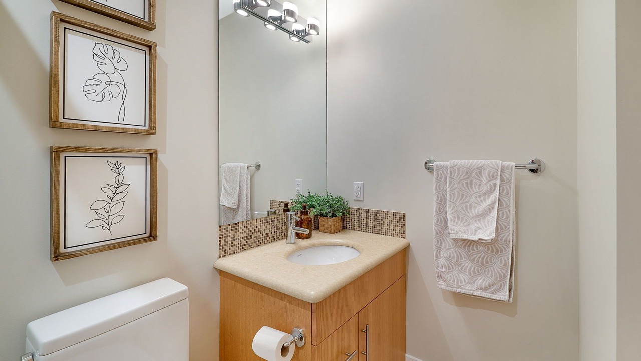Photo of Bathroom in Sicamous