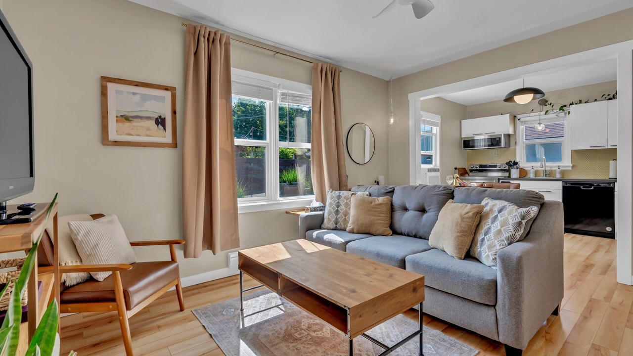 Photo of Bedroom in Okanagan-Similkameen