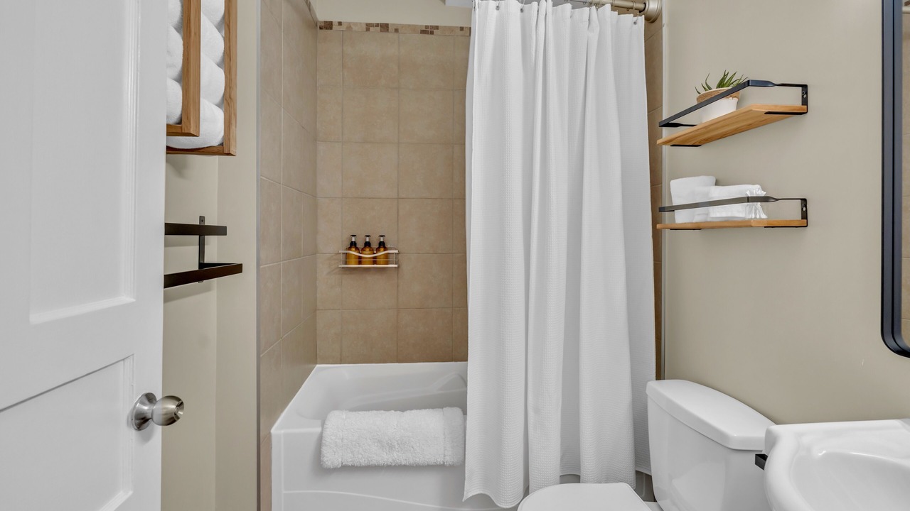 Photo of Bathroom in Okanagan-Similkameen