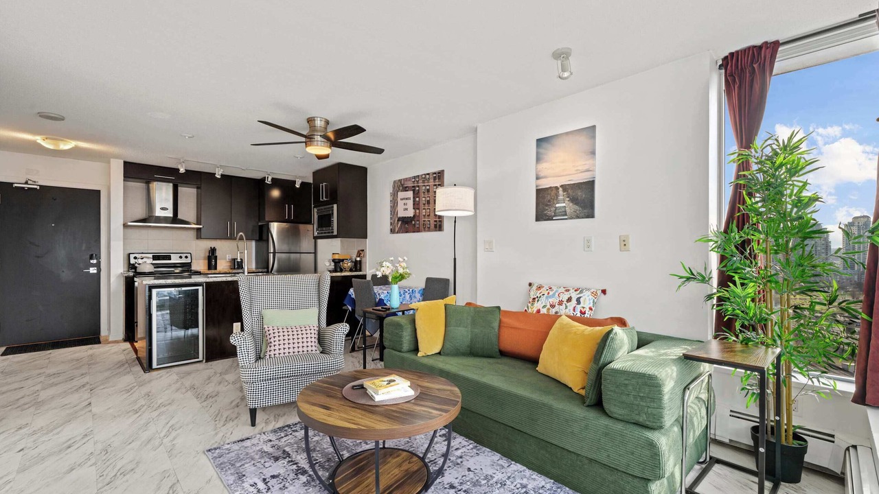 Photo of Livingroom in Crosstown