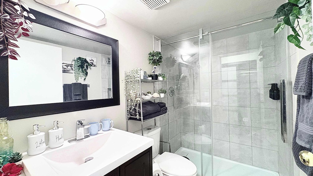 Photo of Bathroom in North Central Edmonton