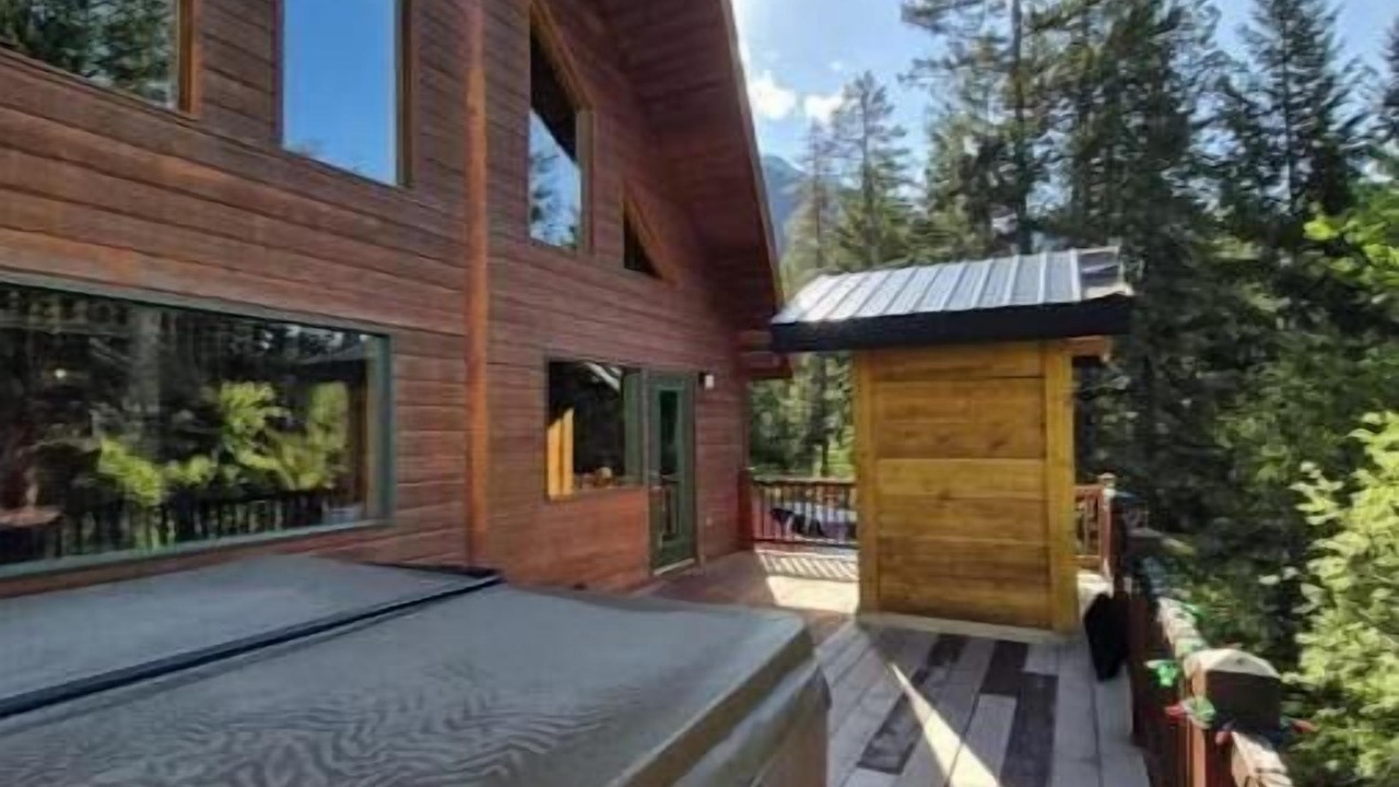 Photo of Patio Balcony in Golden