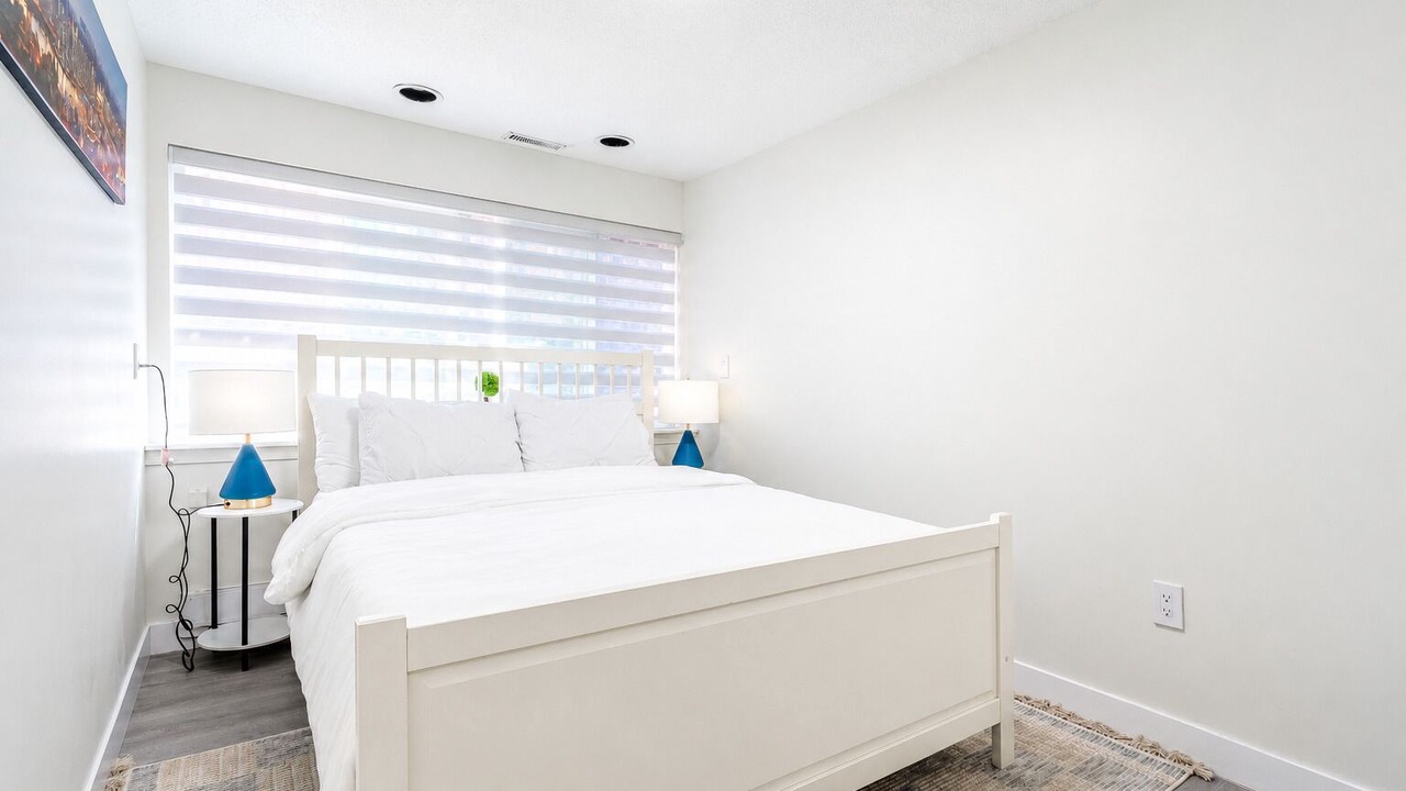 Photo of Bedroom in Canyon Heights