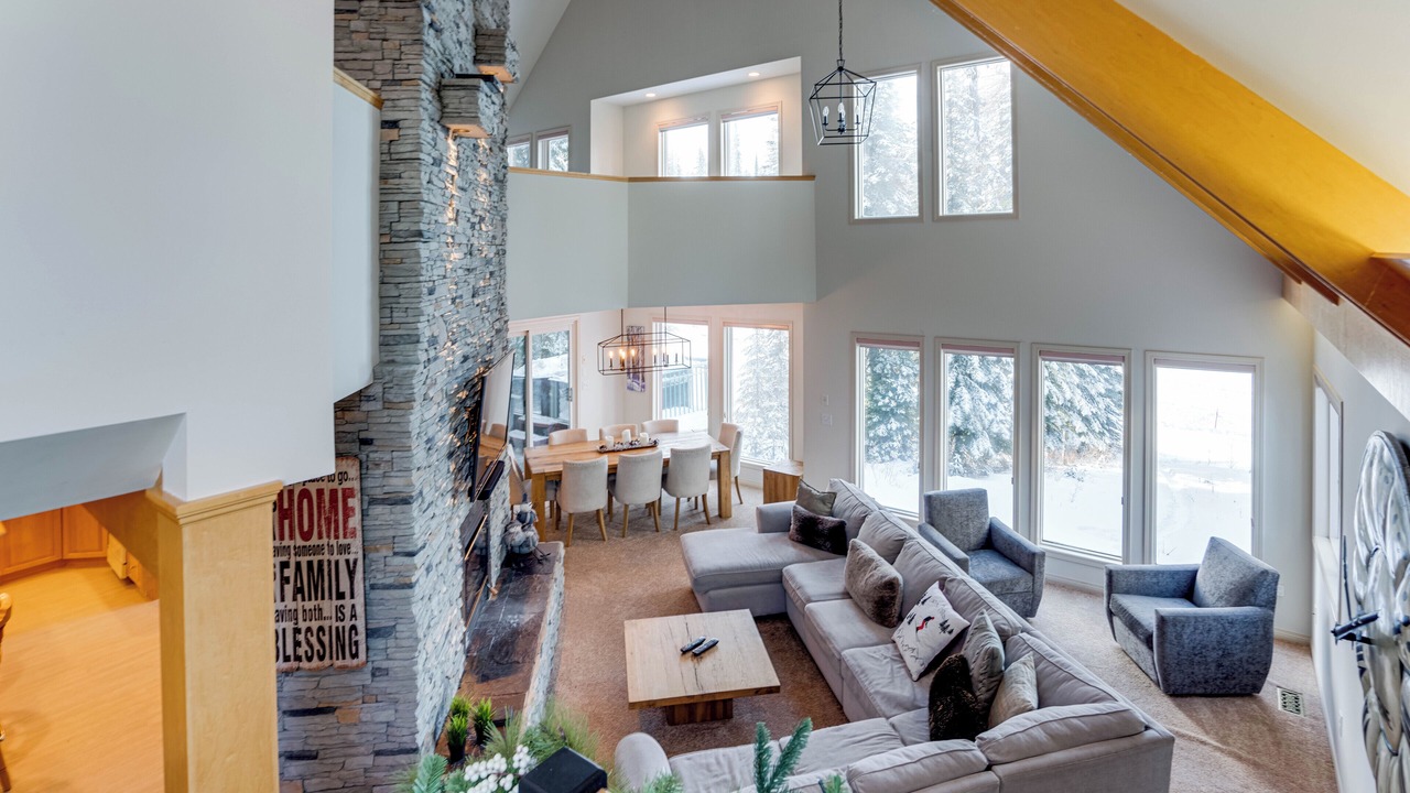 Photo of Bedroom in Silver Star Mountain