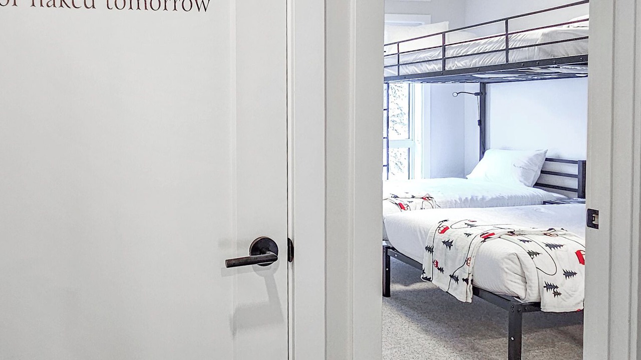 Photo of Bedroom in Panorama