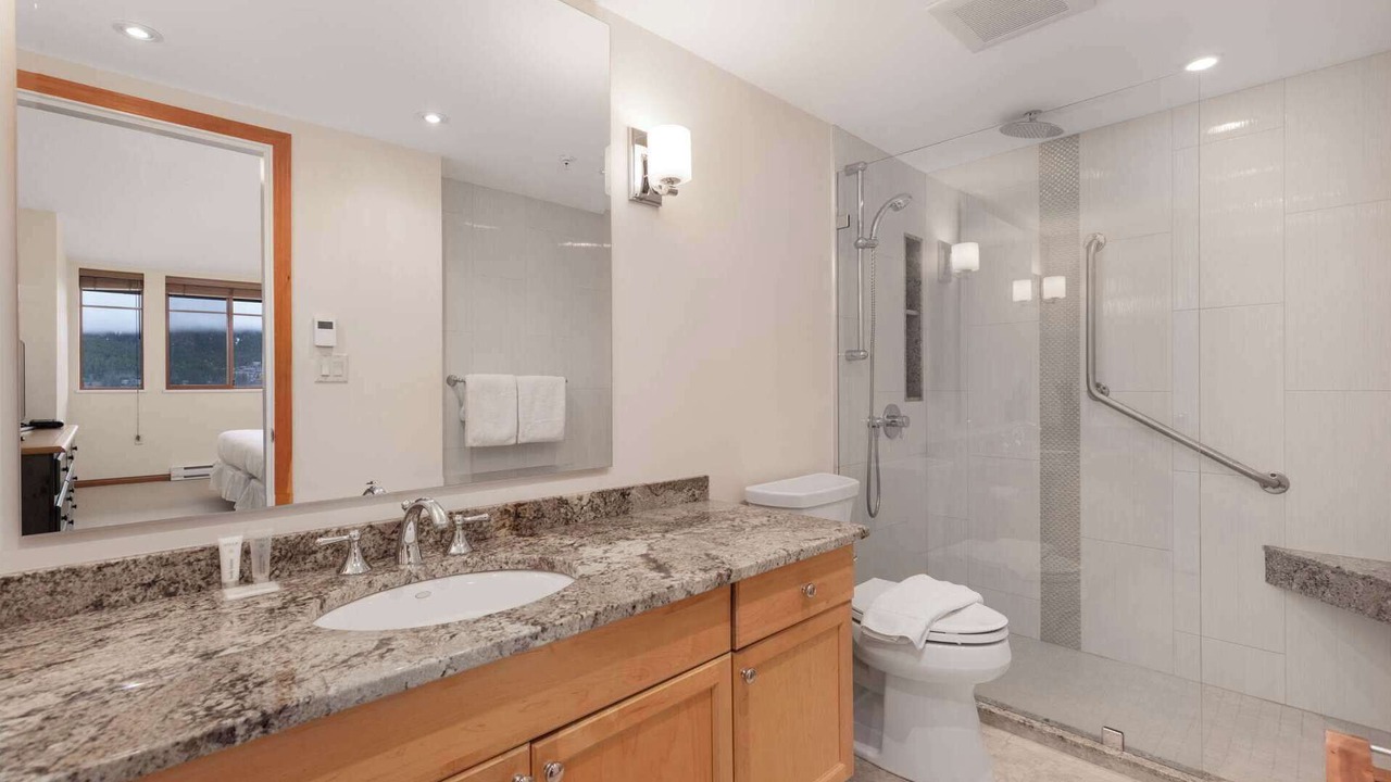 Photo of Bathroom in Nicklaus North