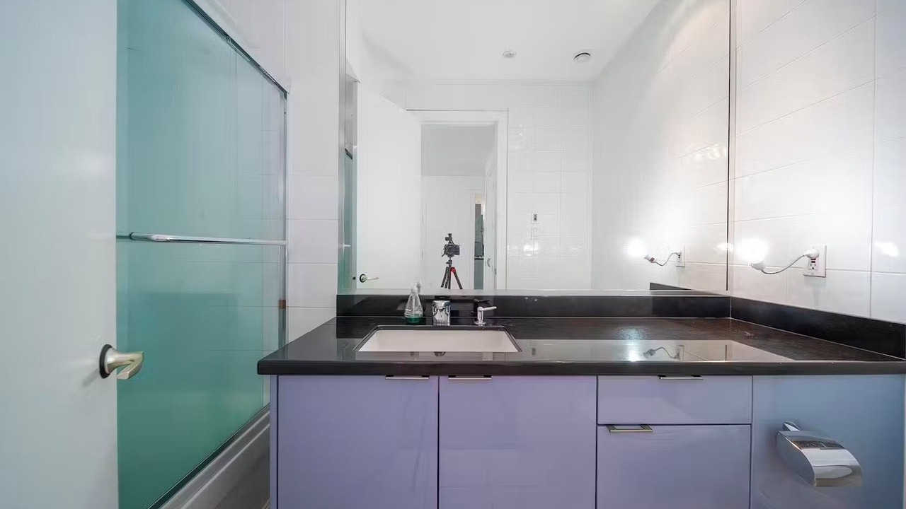 Photo of Bathroom in Richmond City Centre