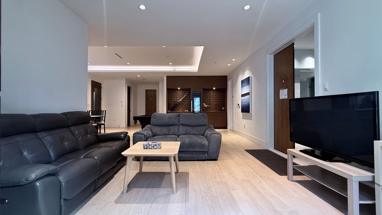 Photo of Livingroom in Shaughnessy