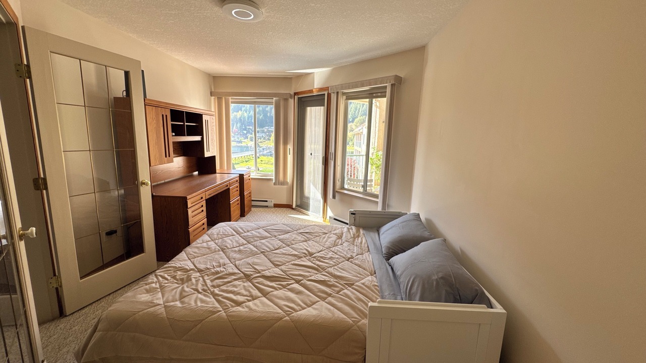 Photo of Bedroom in Sicamous