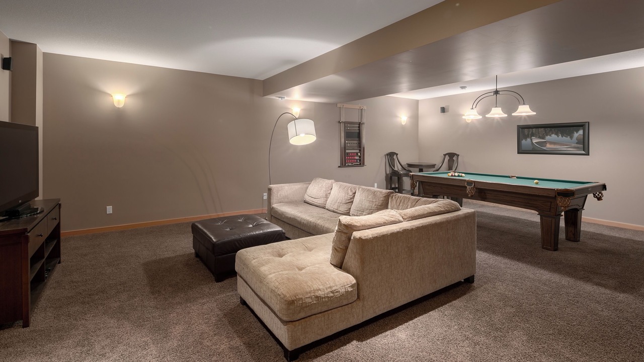 Photo of Livingroom in East Kootenay