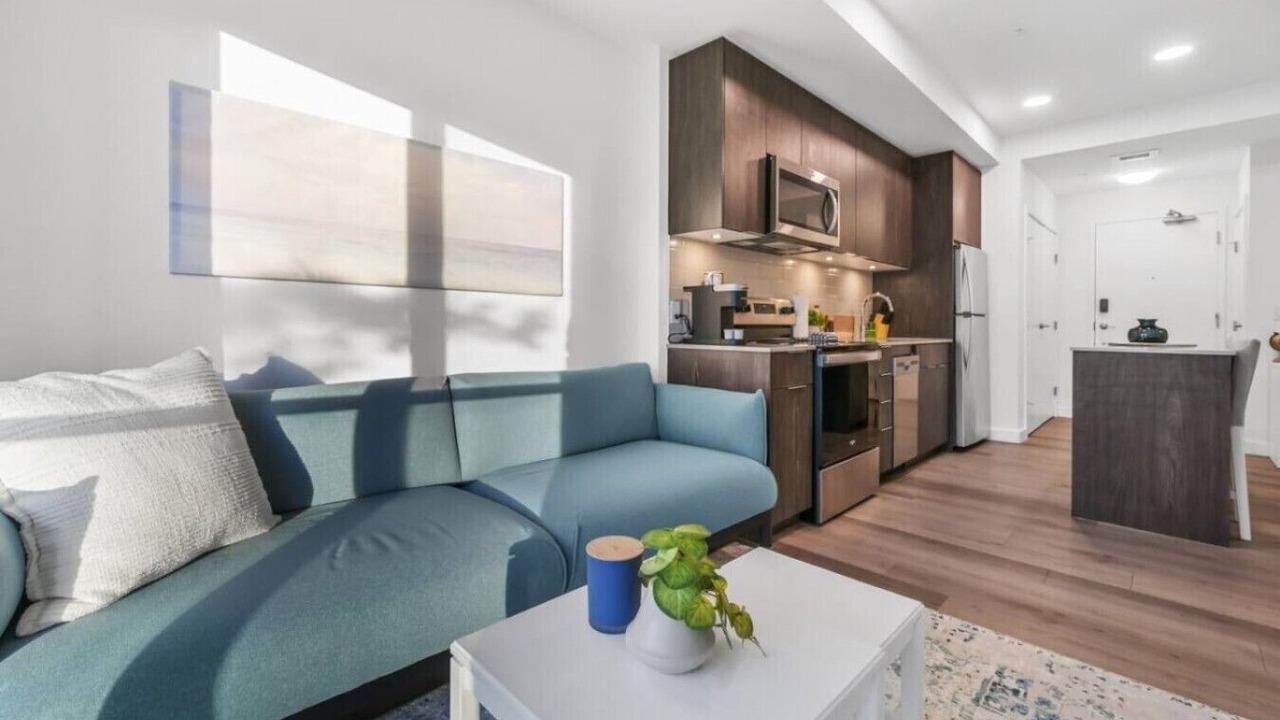 Photo of Livingroom in Crescent Heights