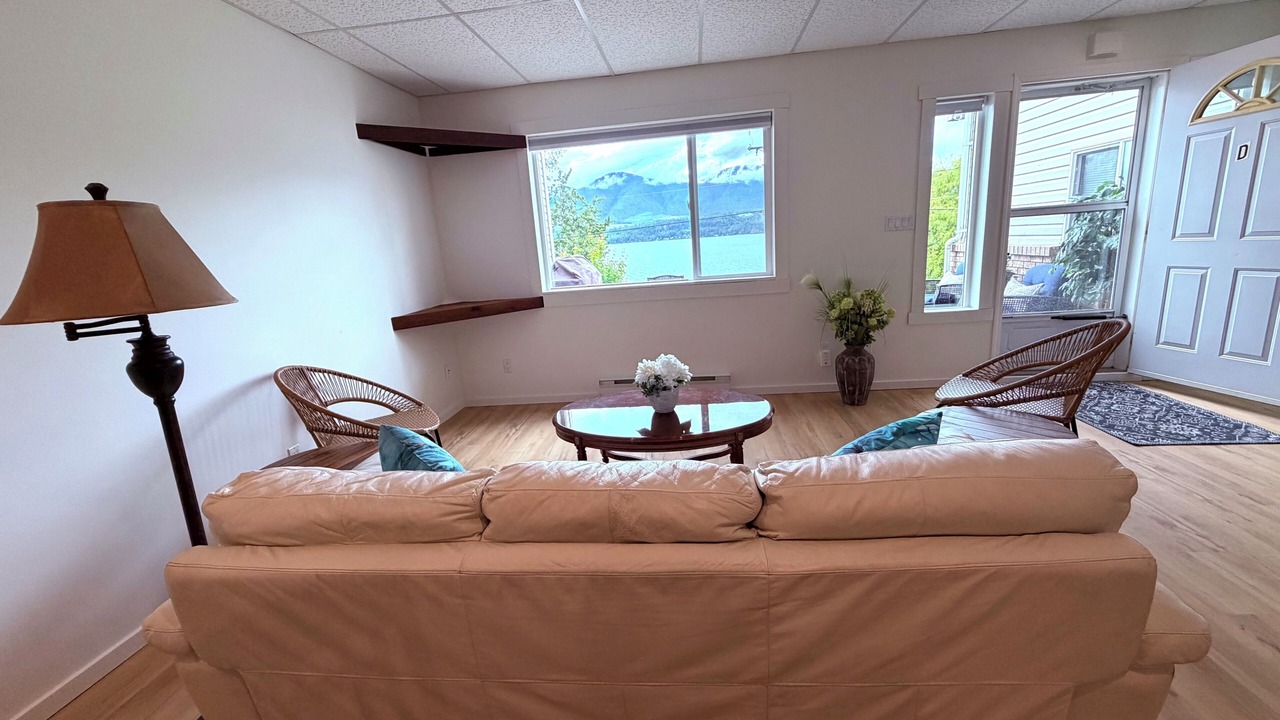 Photo of Livingroom in Blind Bay