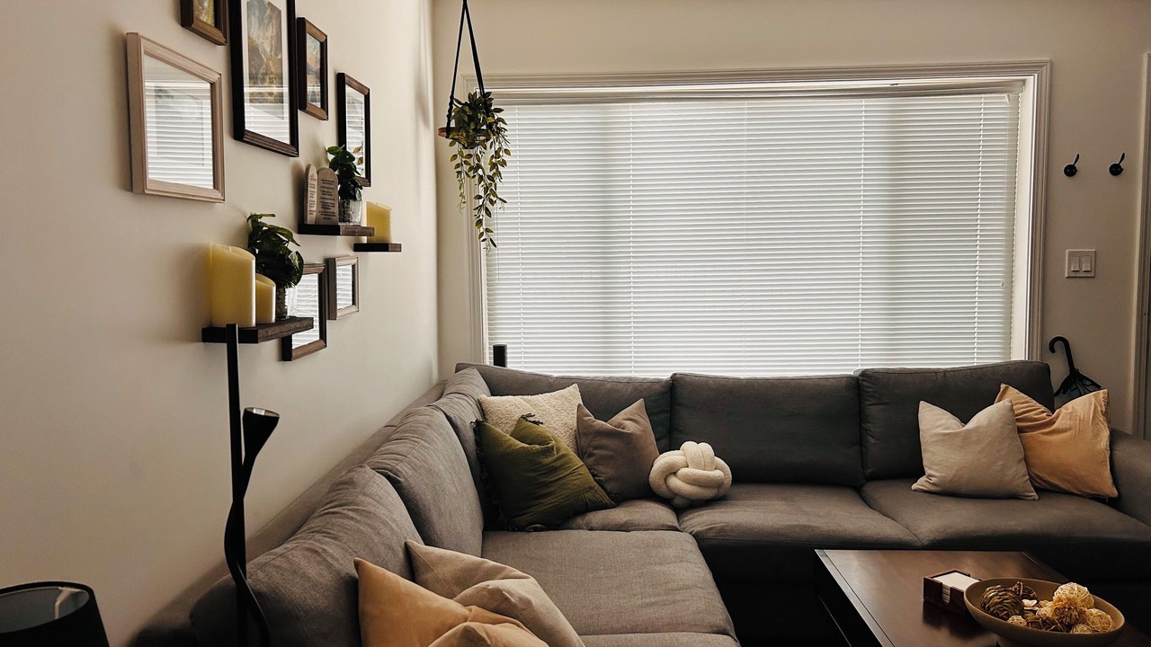 Photo of Livingroom in Lillooet