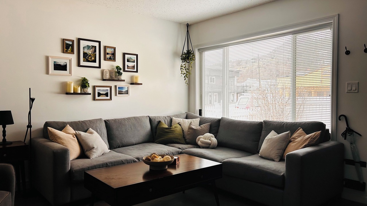 Photo of Livingroom in Lillooet