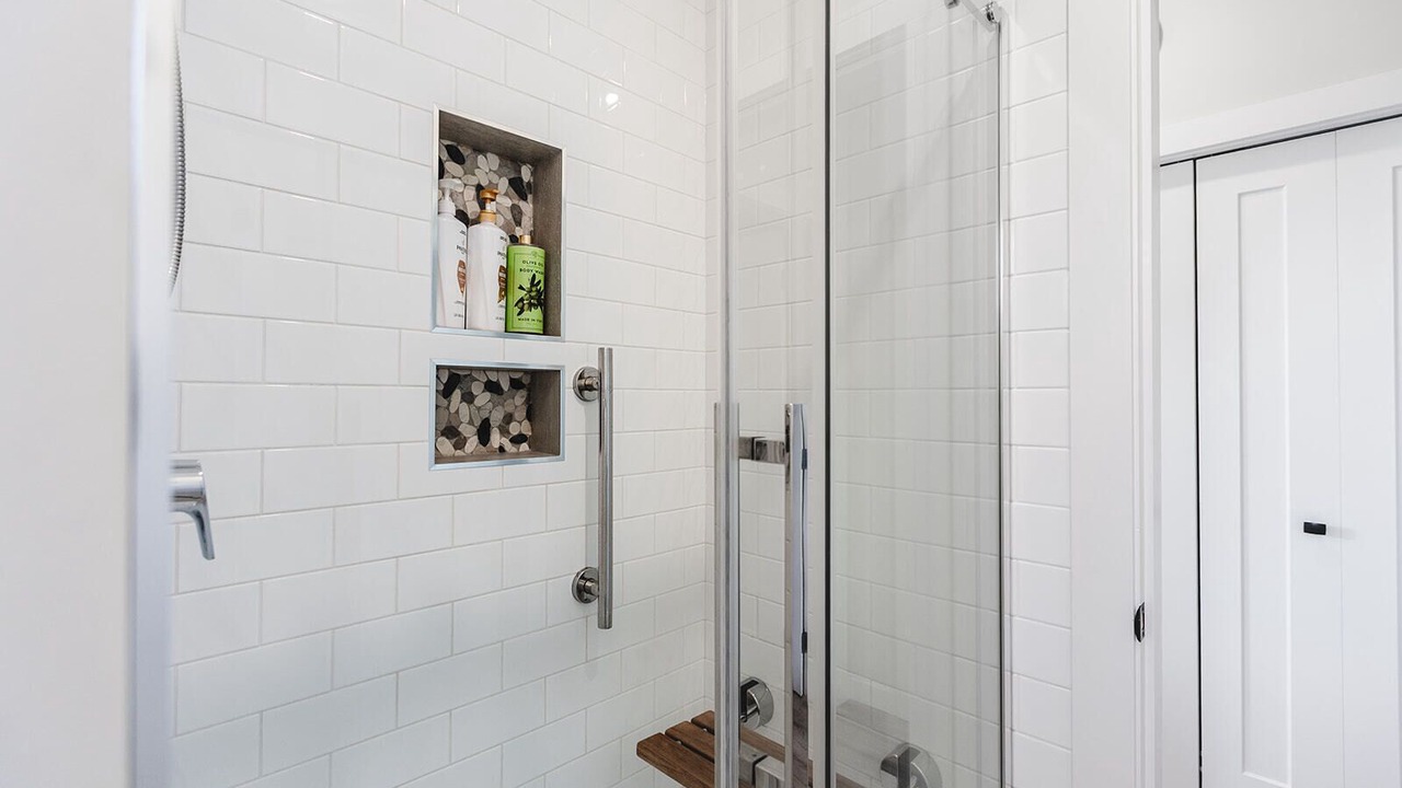 Photo of Bathroom in Regional District of Nanaimo