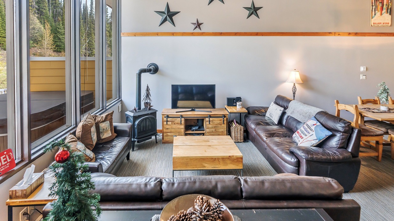 Photo of Livingroom in Silver Star Mountain