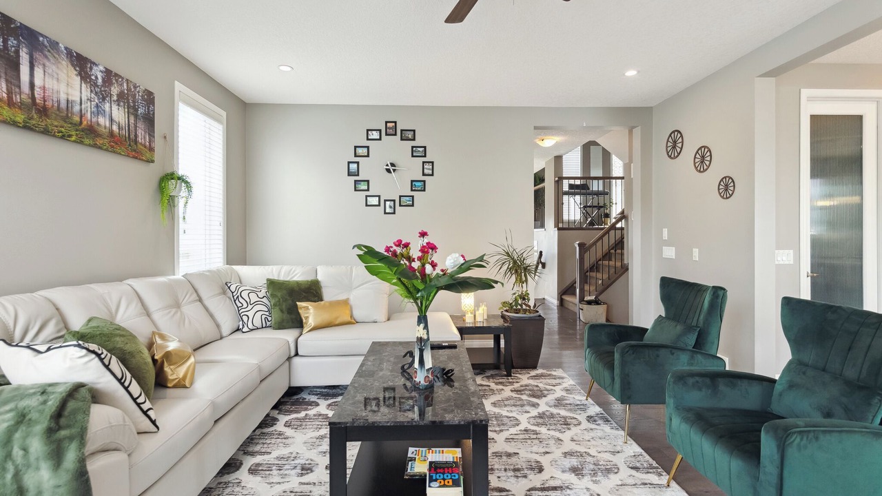 Photo of Livingroom in Chestermere