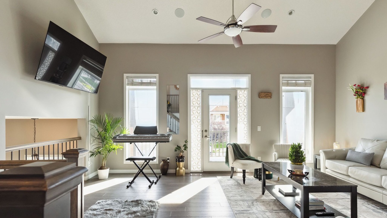 Photo of Livingroom in Chestermere