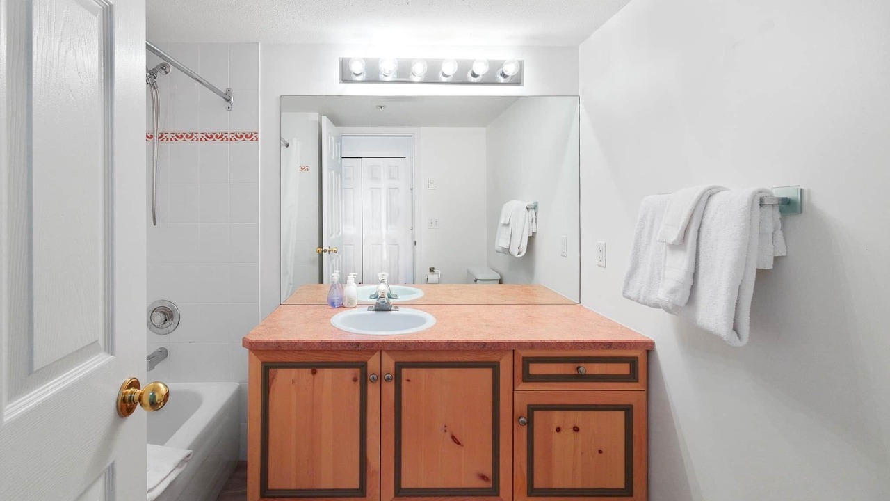 Photo of Bathroom in Quail Ridge