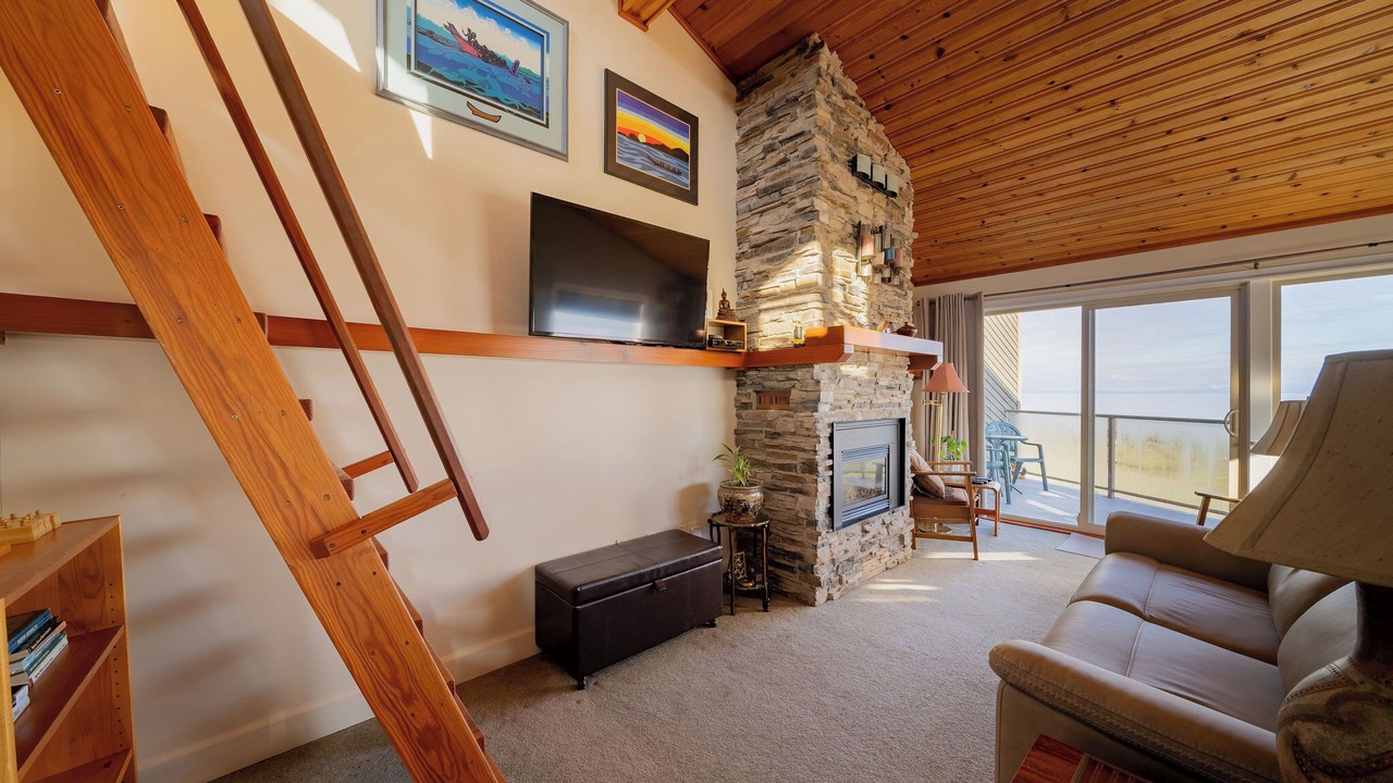 Photo of Livingroom in Regional District of Nanaimo