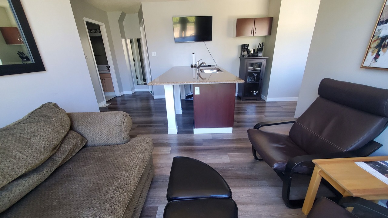 Photo of Livingroom in Okanagan-Similkameen