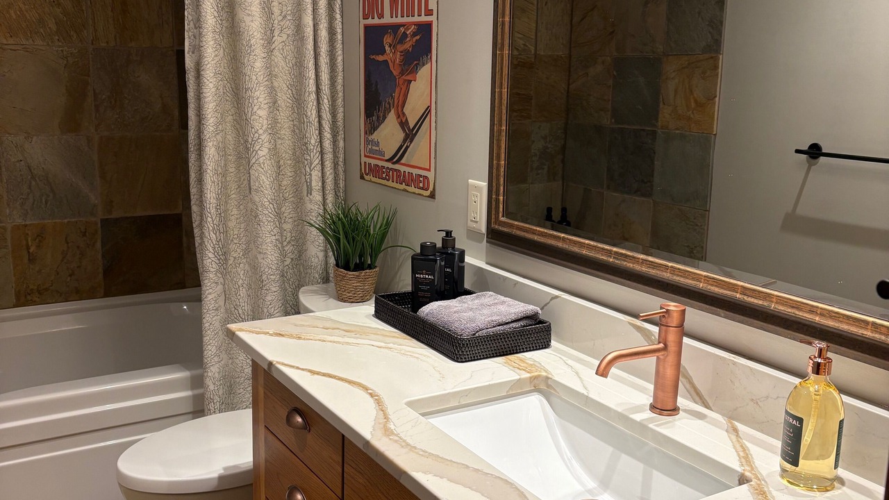 Photo of Bathroom in Big White Ski Resort