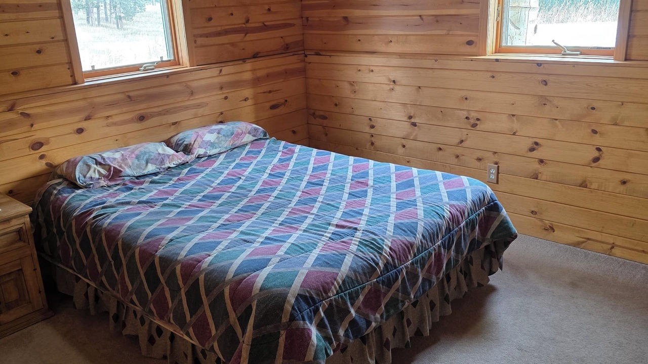 Photo of Bedroom in Hill City