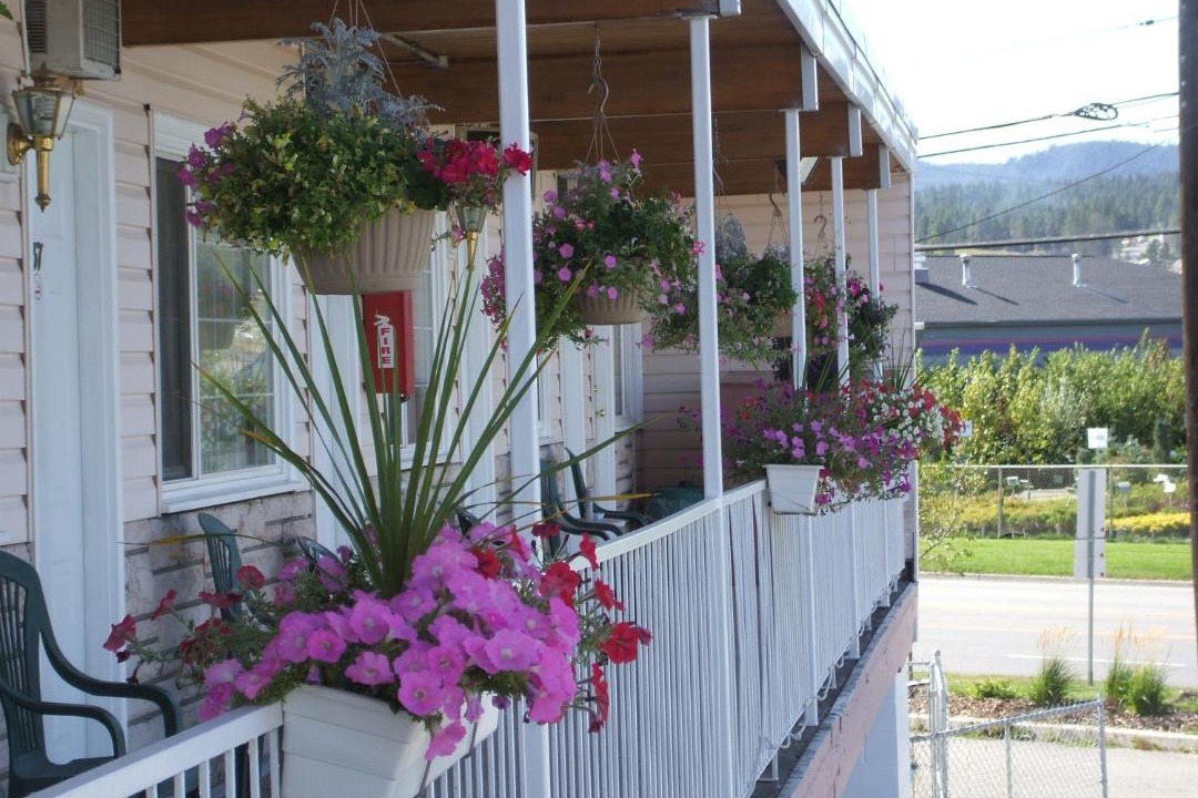 Photo of Others in East Kootenay