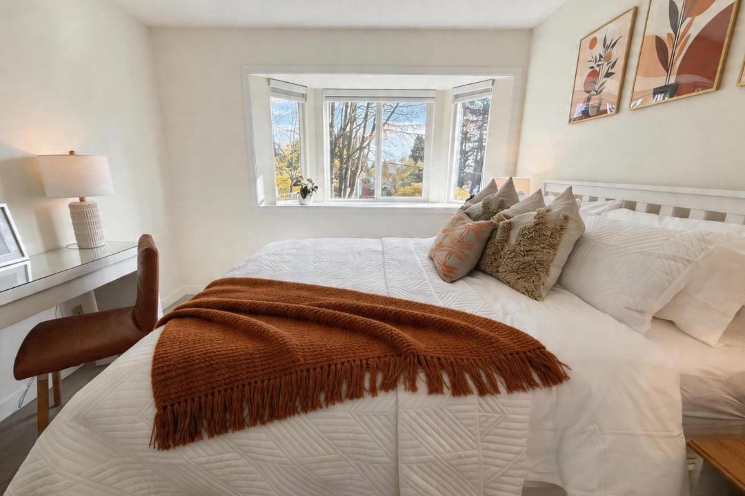 Photo of Bedroom in Kerrisdale