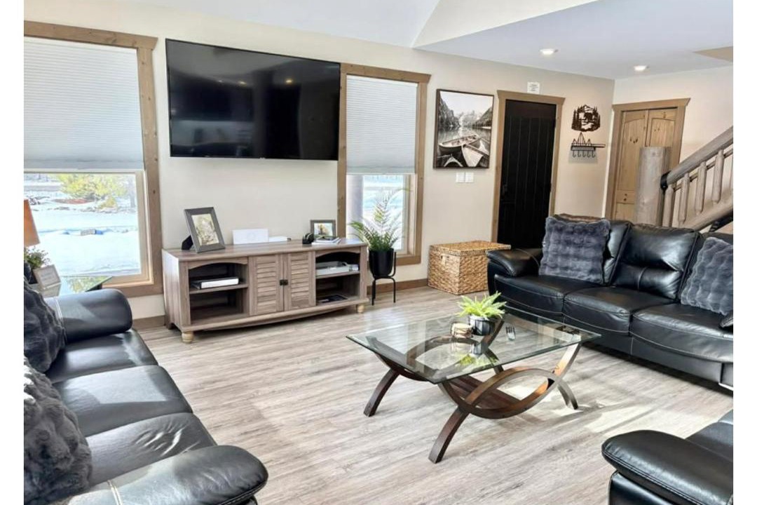 Photo of Livingroom in Valemount