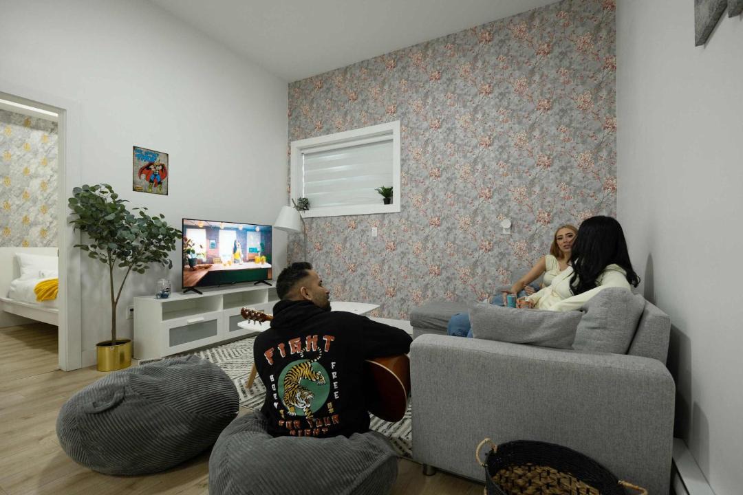 Photo of Livingroom in Langley