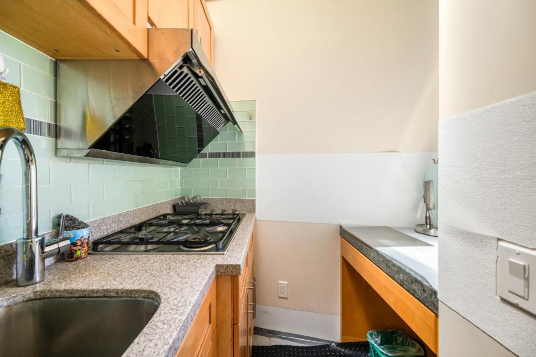 Photo of Kitchen in West Point Grey