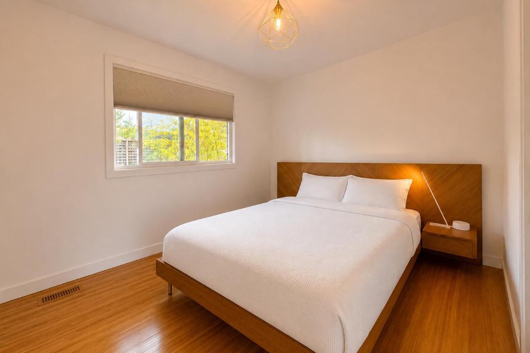 Photo of Bedroom in Metro Vancouver Regional District