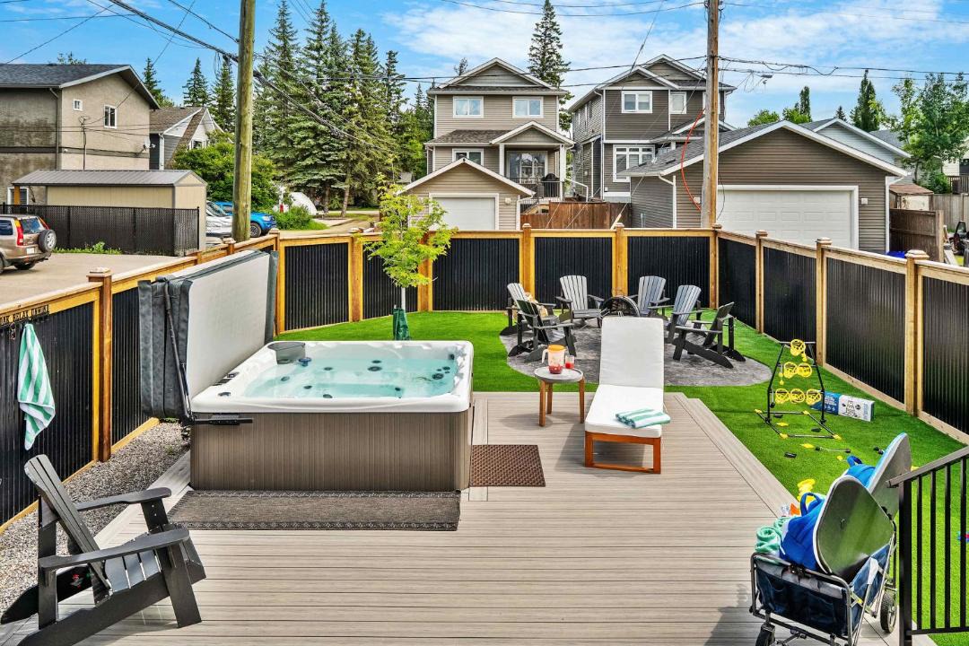 Photo of Others in Sylvan Lake
