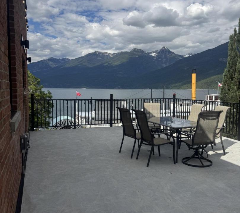 Photo of Others in Kaslo