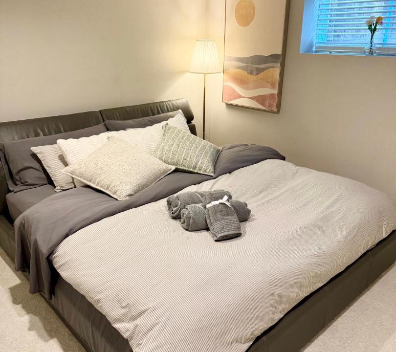Photo of Bedroom in Hollyburn