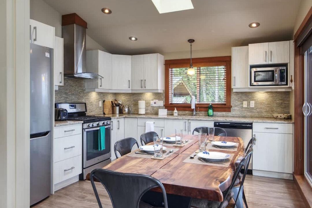 Photo of Kitchen in Port Renfrew