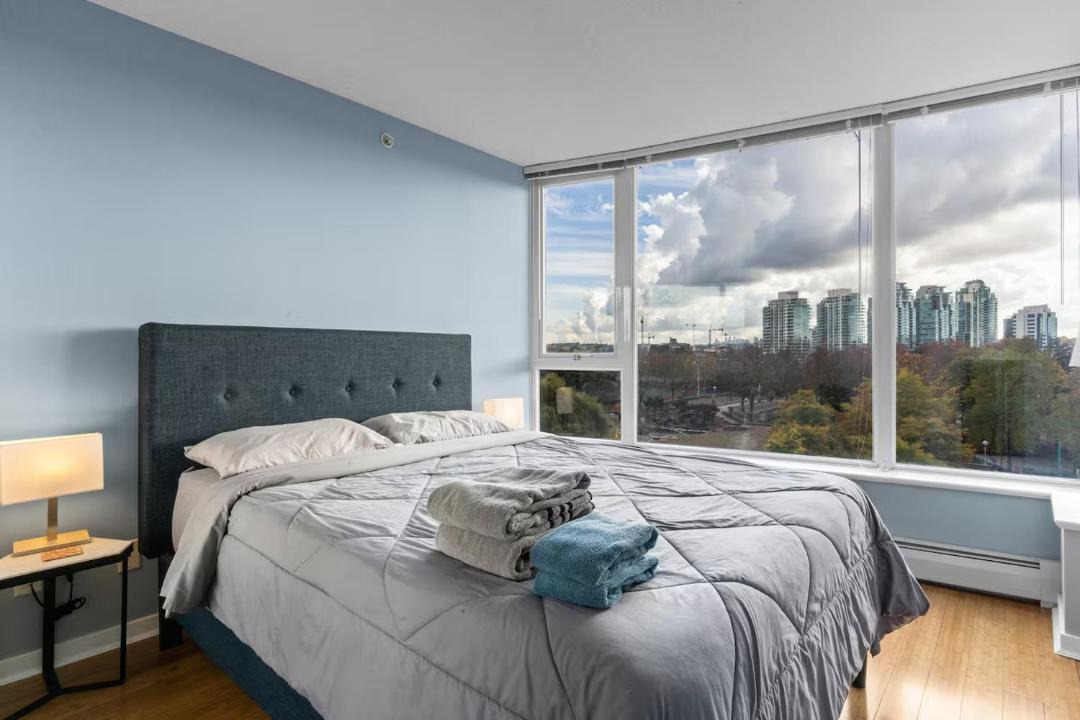 Photo of Bedroom in Crosstown