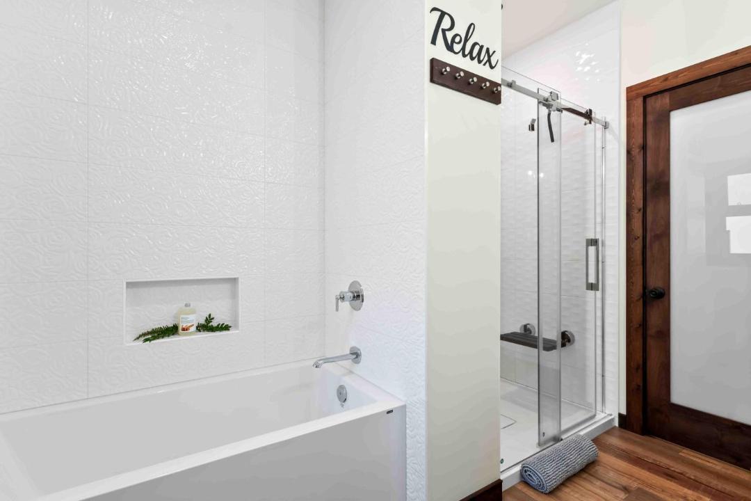 Photo of Bathroom in Ucluelet