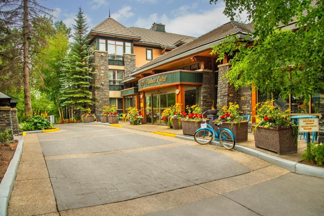 Photo of Others in Banff
