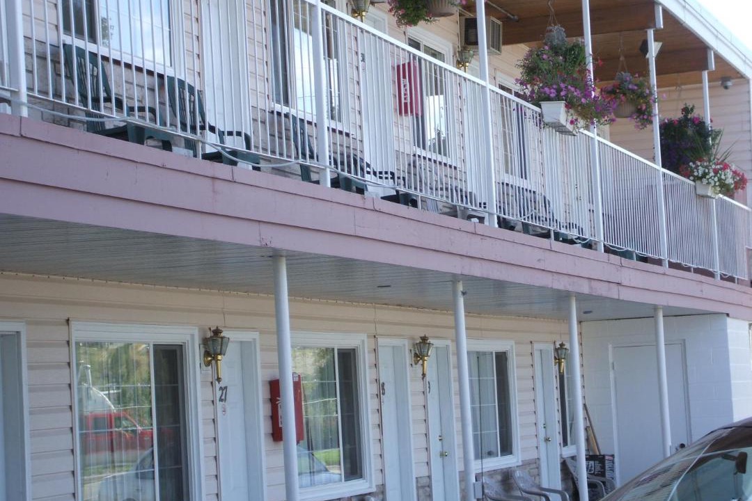 Photo of Others in East Kootenay