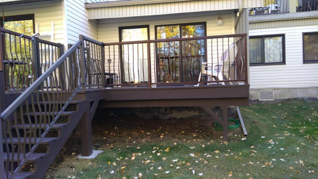 Photo of Patio Balcony in East Kootenay