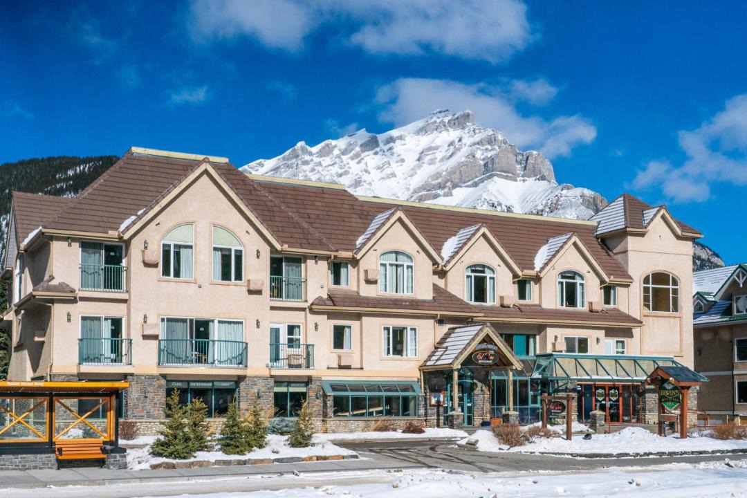 Photo of Others in Banff