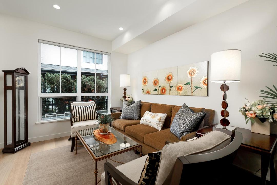 Photo of Livingroom in Marpole