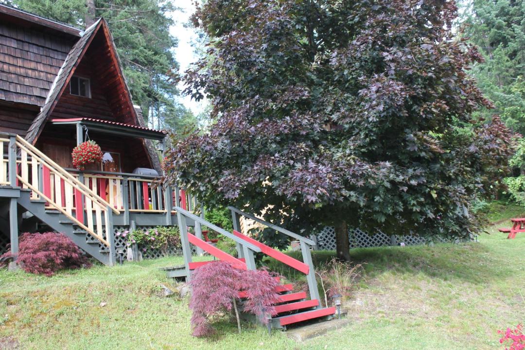 Photo of Others in Kaslo