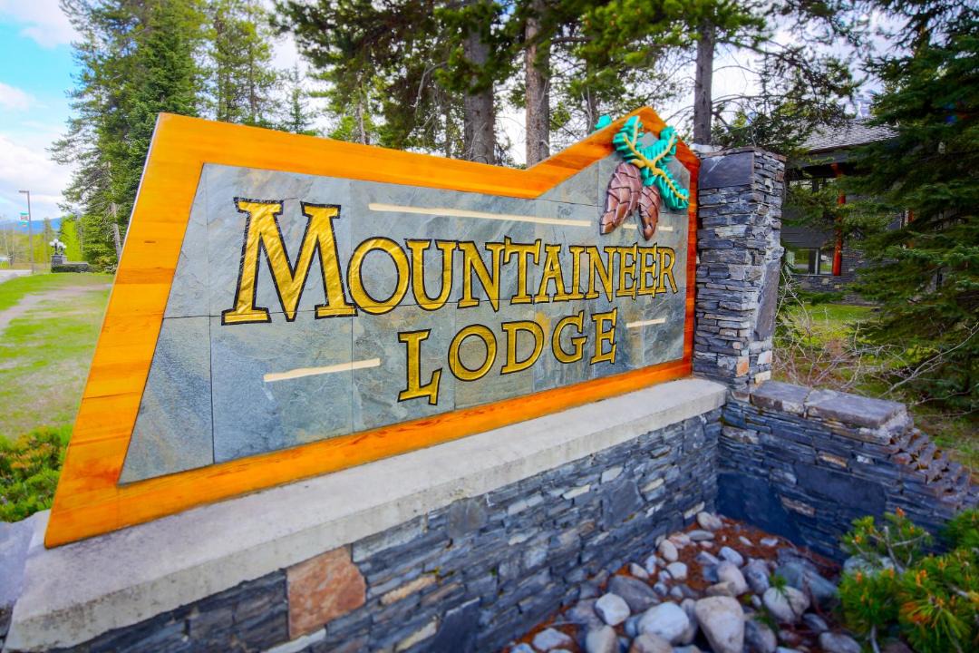 Photo of Others in Lake Louise
