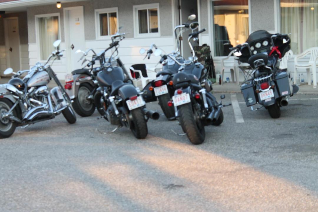 Photo of Others in Sicamous