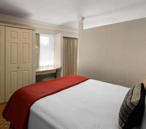 Royal Scot Hotel 