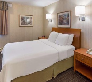Surestay Hotel 