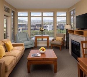 The Cove Lakeside Resort 